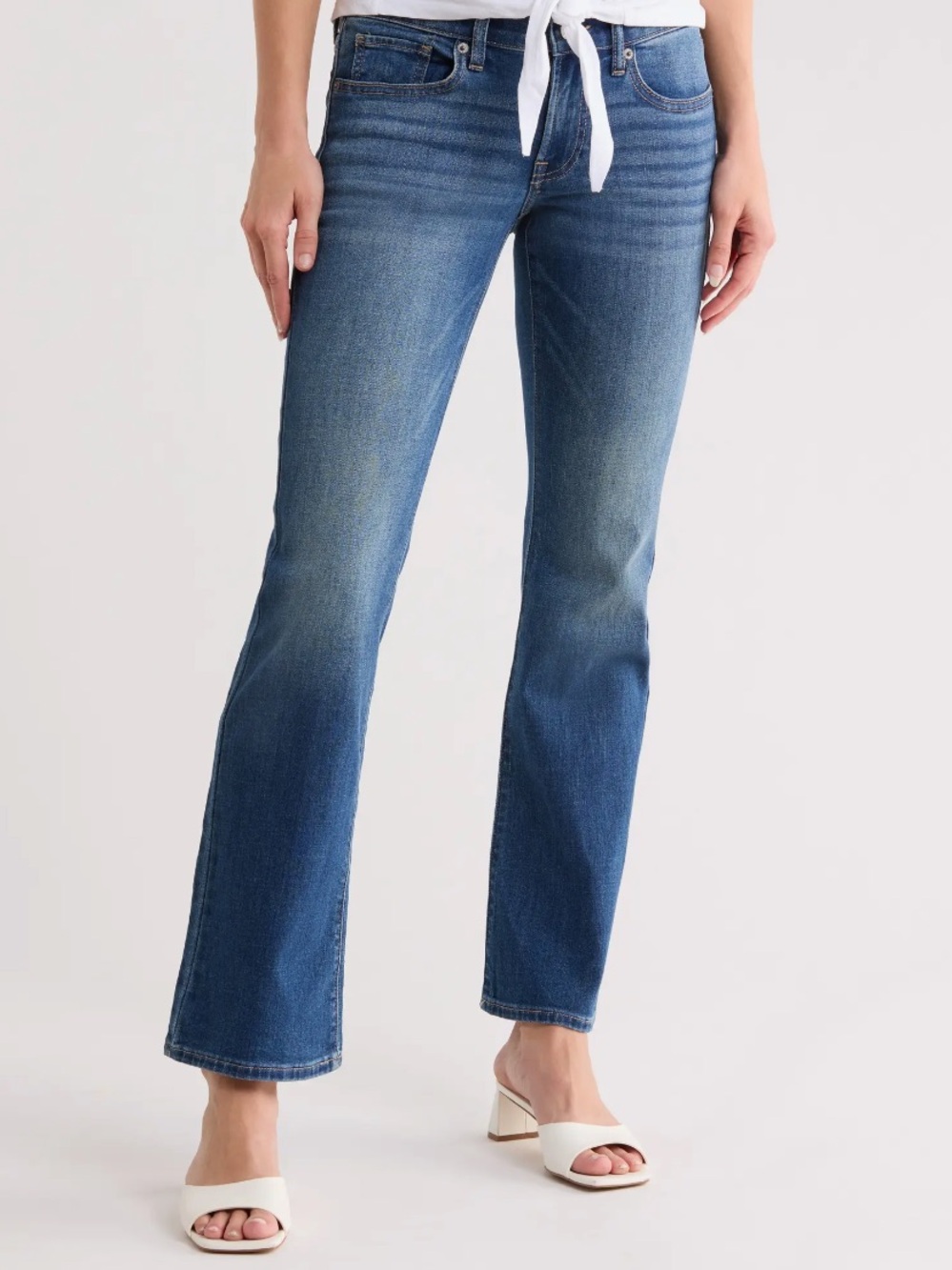 Lucky Brand Sweet Mid Rise Boot Cut Blue Jeans in Victory Blue Wash Classic